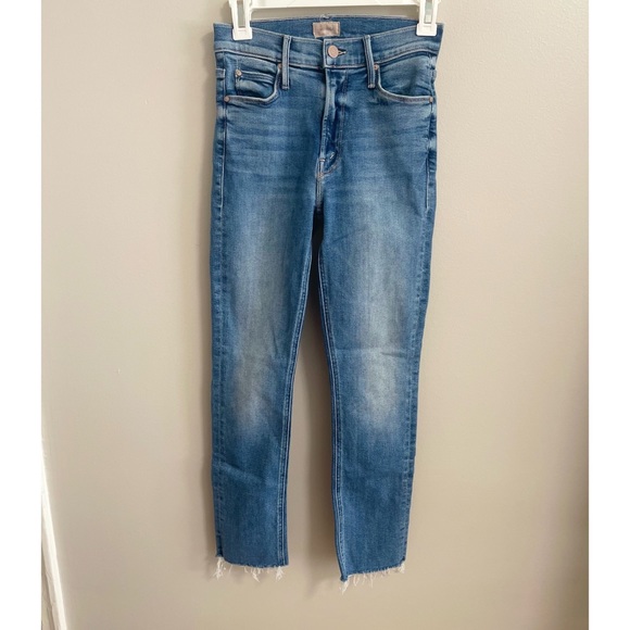 Mother Mid-Rise Dazzler Ankle Fray Jeans - Riding The Cliffside - Picture 4 of 12